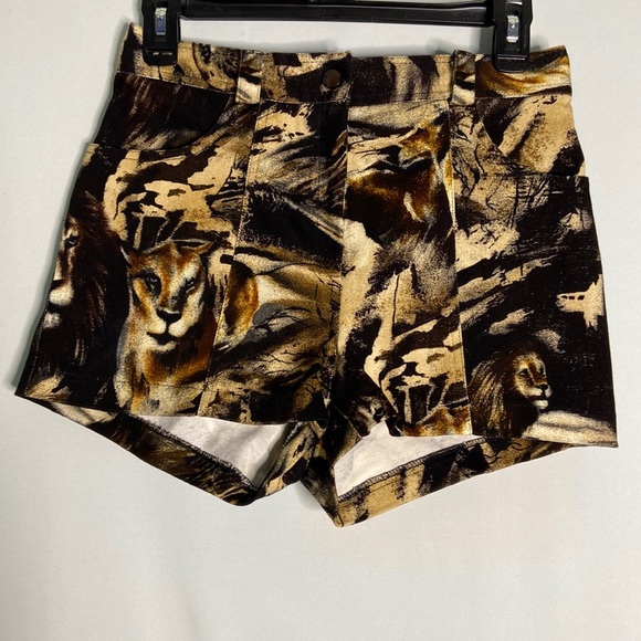 Gottex  Animal Print Lion Denim Shorts Medium - Picture 4 of 8
